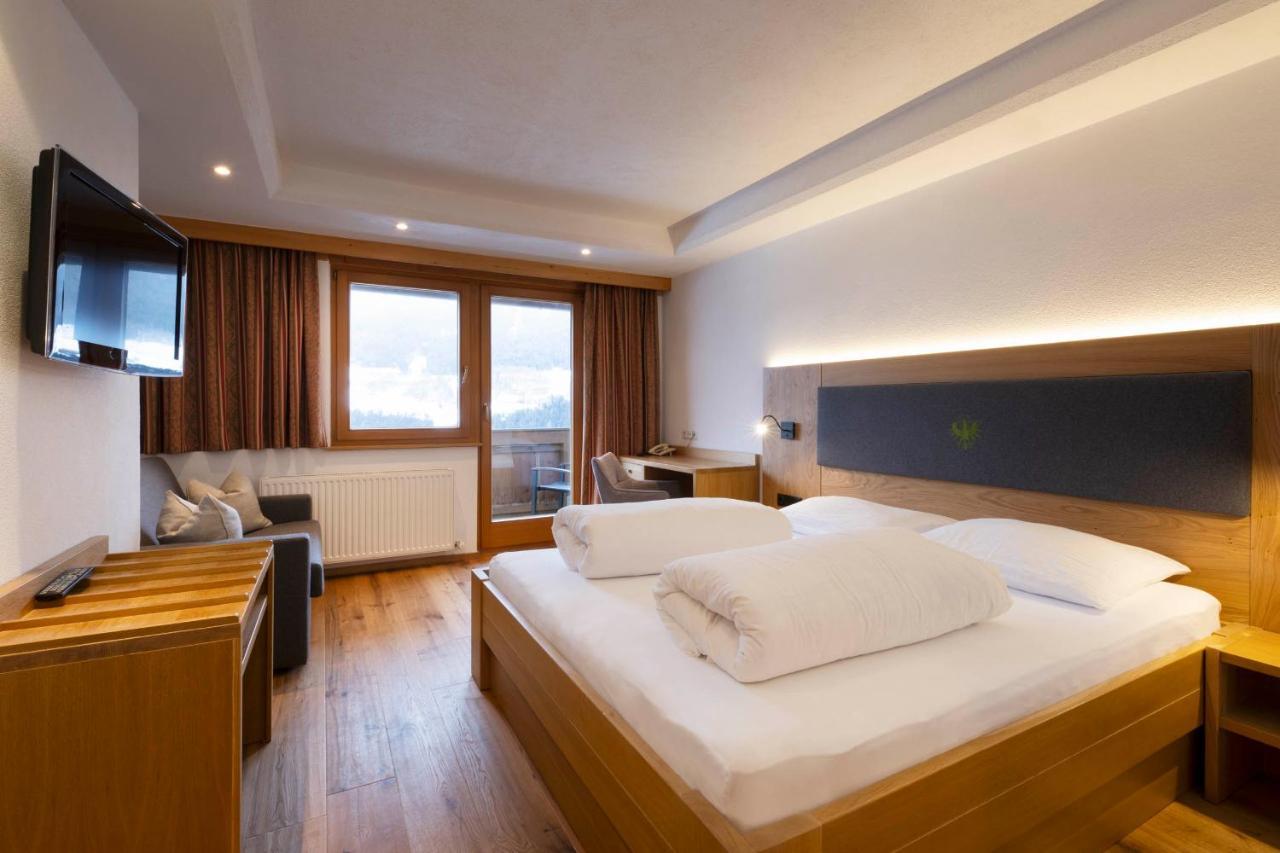 Hotel Bergkranz Mieders Buitenkant foto