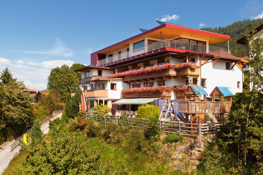 Hotel Bergkranz Mieders Buitenkant foto