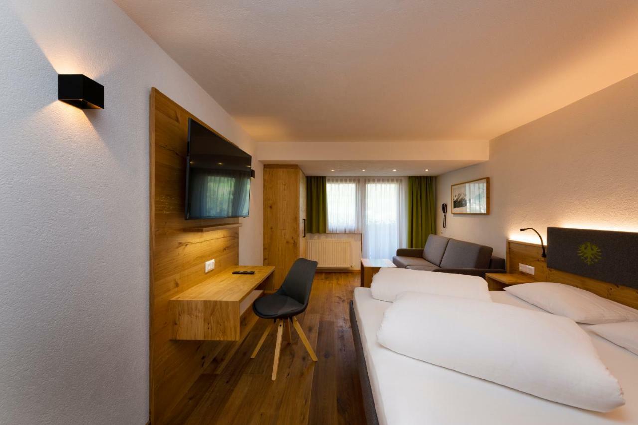 Hotel Bergkranz Mieders Buitenkant foto